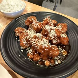 Bonbon Cafe - Sesame chicken