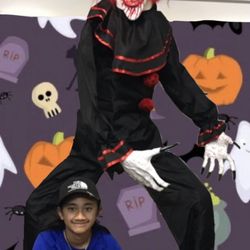 Spirit Halloween