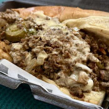 Daniel’s Cheesesteak Express - 6" Half Build Your Own - Cheesesteak with double meat - Cheesesteaks Near Me - Clermont, Florida
