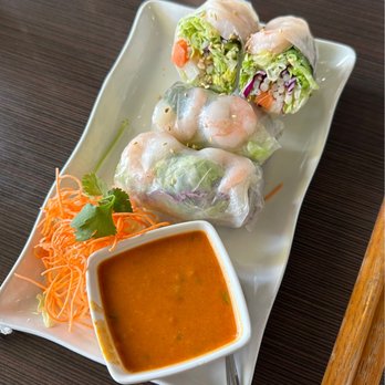 Noodle Wave - Vietnamese Shrimp Summer Rolls Two - Thai Near Me - Frisco, Texas Noodle Wave - Vietnamese Shrimp Summer Rolls Two - Thai Near Me - Frisco, Texas