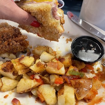 Mama K's Diner - Breakfast Monte Cristo - Diners Near Me - Visalia, California Mama K's Diner - Breakfast Monte Cristo - Diners Near Me - Visalia, California