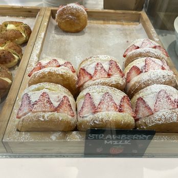 Dear Donuts - Donuts Near Me - St. Charles, Illinois Dear Donuts - Donuts Near Me - St. Charles, Illinois