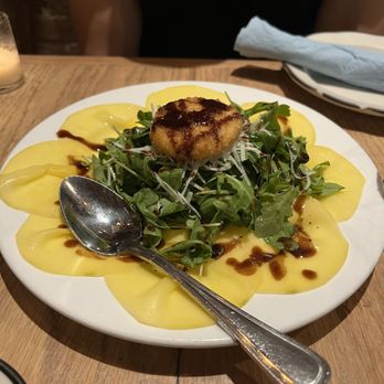 Cotenna - Fried goat cheese and mango salad (special) - Italian Near Me - New York, New York Cotenna - Fried goat cheese and mango salad (special) - Italian Near Me - New York, New York