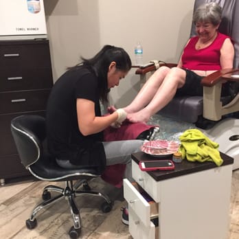 May Lee - Studio Elements - Amazing May she is so great!!! - Nail Technicians Near Me - Fort Lauderdale, Florida May Lee - Studio Elements - Amazing May she is so great!!! - Nail Technicians Near Me - Fort Lauderdale, Florida