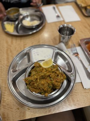 Saravanaa Bhavan by null
