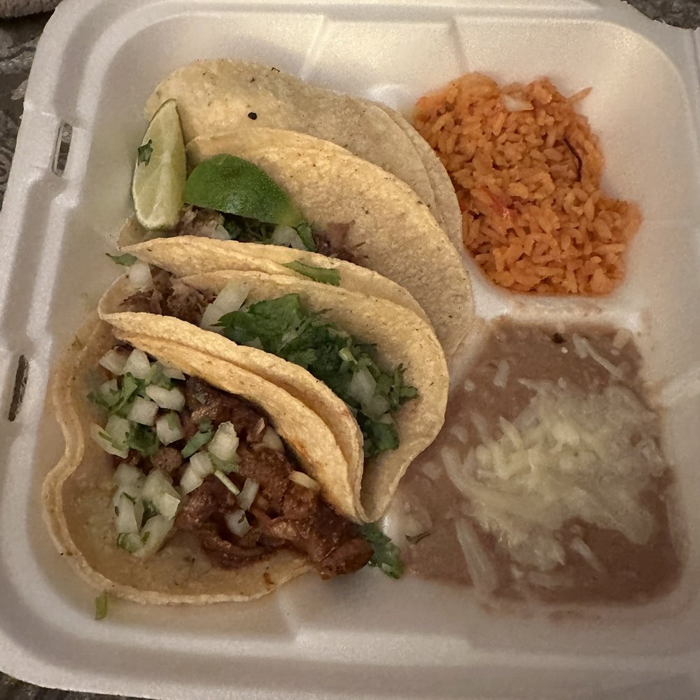 Tacos Y Mas - Taco platter plus barbacoa taco - Mexican Near Me - Richardson, Texas Tacos Y Mas - Taco platter plus barbacoa taco - Mexican Near Me - Richardson, Texas