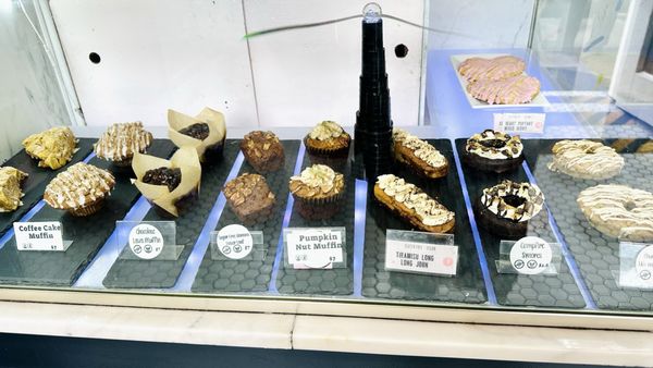 Phatties Bake Shop by null