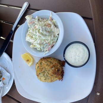 Pirates Cove - $29 crab cake????? - Seafood Near Me - Galesville, Maryland