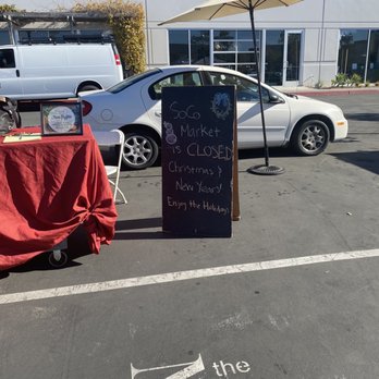 SoCo Farmers Market - Basically empty - Farmers Market Near Me - Costa Mesa, California SoCo Farmers Market - Basically empty - Farmers Market Near Me - Costa Mesa, California