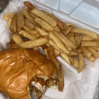 Jaws Hot Chicken & Seafood - Palm Beach - Hot Chicken Sandwich - Chicken Wings Near Me - West Palm Beach, Florida Jaws Hot Chicken & Seafood - Palm Beach - Hot Chicken Sandwich - Chicken Wings Near Me - West Palm Beach, Florida