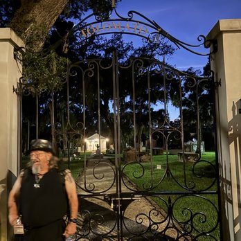 A Ghostly Encounter - Walking Tours Near Me - St Augustine, Florida A Ghostly Encounter - Walking Tours Near Me - St Augustine, Florida