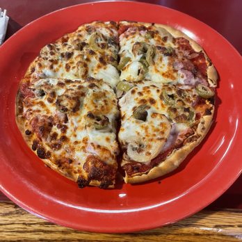 Al’s Woody's - 7" pizza with ham, mushroom, pepperoni & green olive. Thin & crispy crust with a nicely seasoned sauce. Ohhhhh so tasty! - Diners Near Me - Wapakoneta, Ohio Al’s Woody's - 7" pizza with ham, mushroom, pepperoni & green olive. Thin & crispy crust with a nicely seasoned sauce. Ohhhhh so tasty! - Diners Near Me - Wapakoneta, Ohio