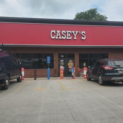Casey's - Front