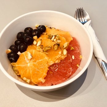 NOC Mercury - Vegan oatmeal bowl - Coffee & Tea Near Me - Hong Kong, HK