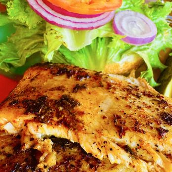 The Oar House - Grouper sandwich - American Near Me - Pensacola, Florida