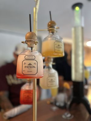 Taste Kitchen + Bar by null