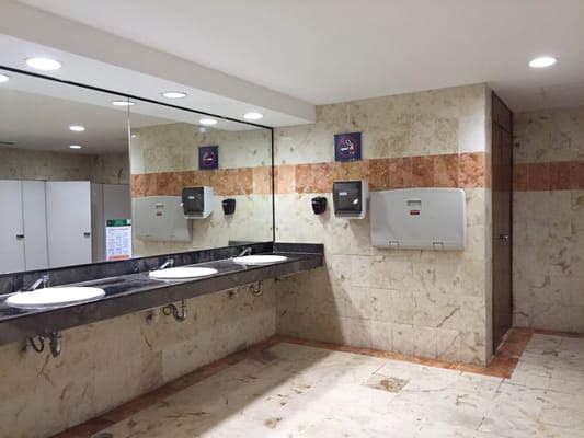 Mérida International Airport by null