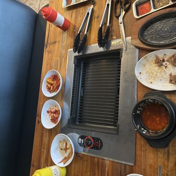 Buldaegi BBQ House - Cleaned out table everything was eaten - Korean Near Me - Cary, North Carolina