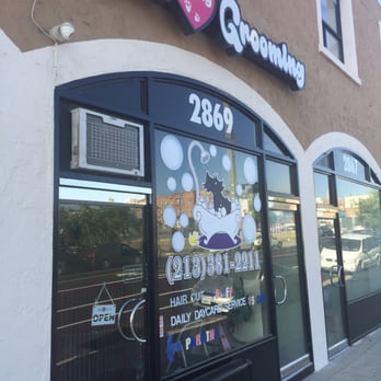 Honey Grooming - The front of the store. - Pet Groomers Near Me - Los Angeles, California Honey Grooming - The front of the store. - Pet Groomers Near Me - Los Angeles, California