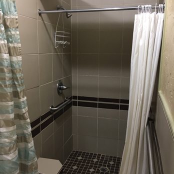 Little Turtle RV & Storage - Clean shower stalls! - RV Parks Near Me - Eufaula, Oklahoma