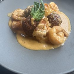 Social 242 - Risotto balls and prawns