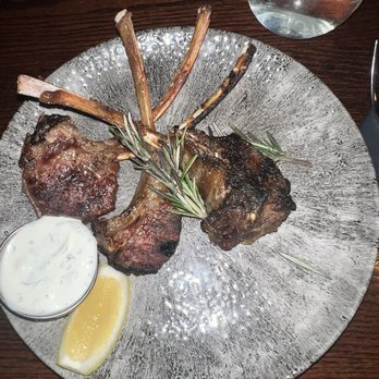 Bstro 38 - Lamb chops - Cocktail Bars Near Me - New York, New York Bstro 38 - Lamb chops - Cocktail Bars Near Me - New York, New York