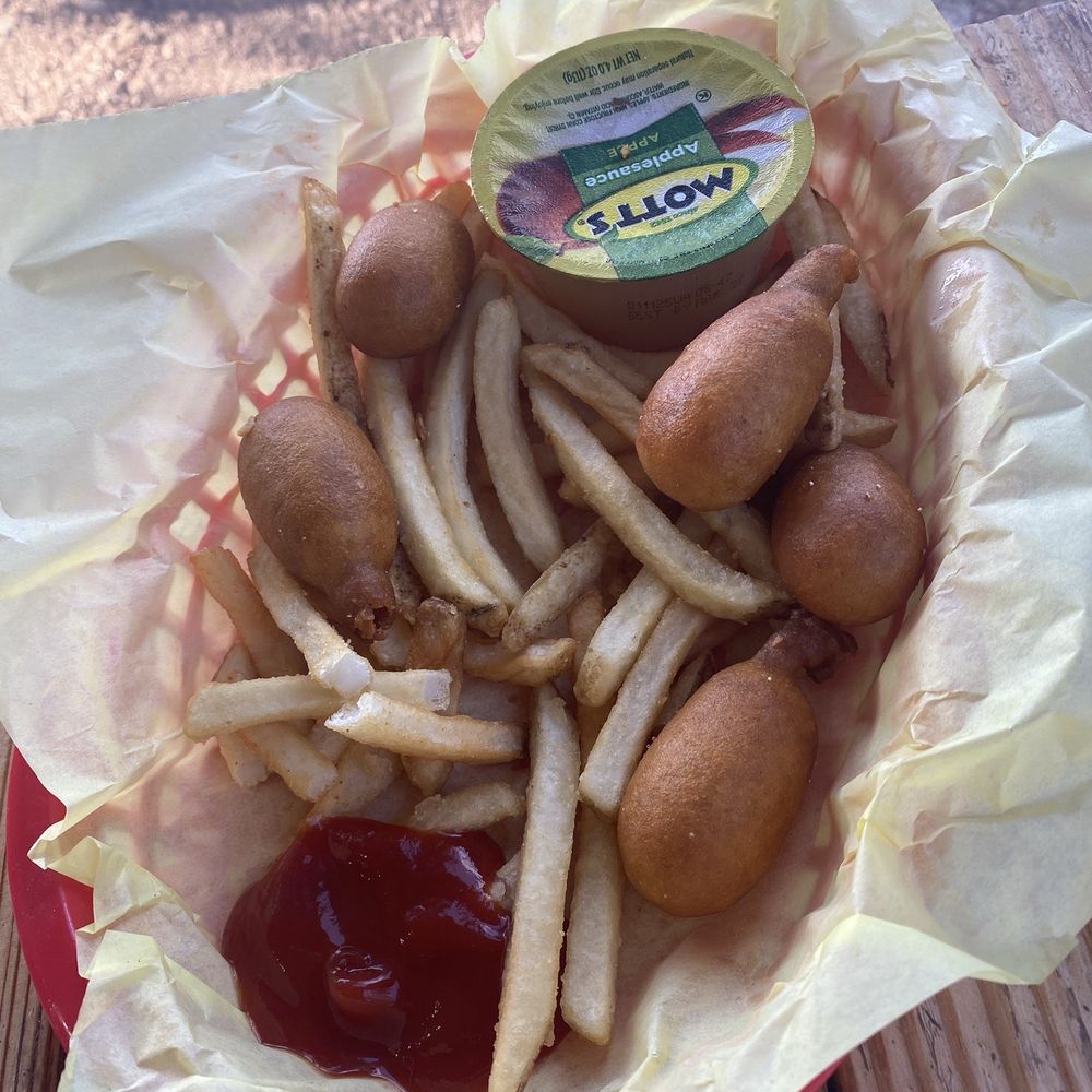 Live Oak Grill - Mini Corndogs (6) - Cheesesteaks Near Me - Sugar Land, Texas Live Oak Grill - Mini Corndogs (6) - Cheesesteaks Near Me - Sugar Land, Texas