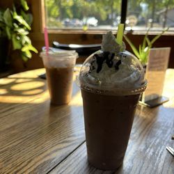 Pony Espresso - Iced vanilla Iced Latte and Iced Mocha