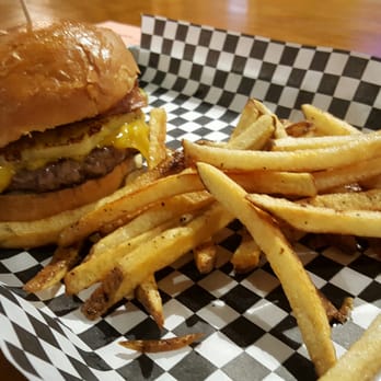 Boundary Kitchen & Bar - Venues & Event Spaces Near Me - Pawtucket, Rhode Island