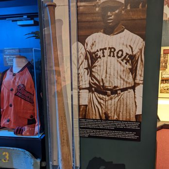 Negro Leagues Baseball Museum - Museums Near Me - Kansas City, Missouri