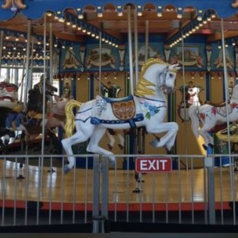 Carol Ann's Carousel - Carousels Near Me - Cincinnati, Ohio