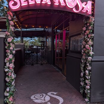 Selva Rosa - Entrance to restaurant - Latin American Near Me - Maitland, Florida
