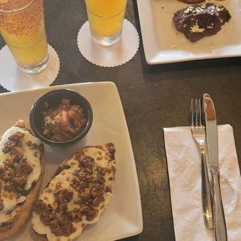 Tequilas - Molletes con chorizo y Enmoladas - Cocktail Bars Near Me - Waimea, Hawaii Tequilas - Molletes con chorizo y Enmoladas - Cocktail Bars Near Me - Waimea, Hawaii