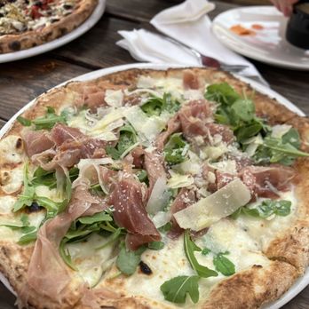 Oakfire - Pizza Near Me - Lake Geneva, Wisconsin Oakfire - Pizza Near Me - Lake Geneva, Wisconsin