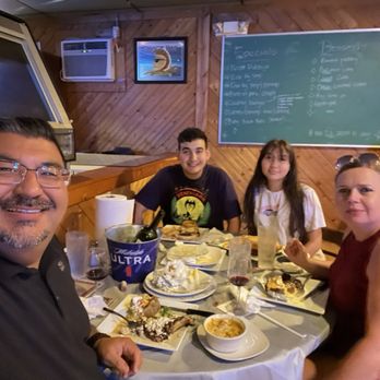 Montana's - American Near Me - Goose Creek, South Carolina Montana's - American Near Me - Goose Creek, South Carolina