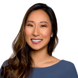 SRK Headshot Day - Laura Kwak - Architect
