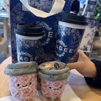 Chagee Modern Teahouse - Plushies and Teas - Tea Rooms Near Me - Ontario, California Chagee Modern Teahouse - Plushies and Teas - Tea Rooms Near Me - Ontario, California