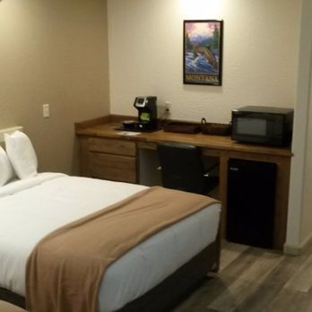 Rivers Edge Motel - Hotels Near Me - Cascade, Montana Rivers Edge Motel - Hotels Near Me - Cascade, Montana