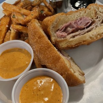 Cafe Orleans - Cajun/Creole Near Me - Anaheim, California Cafe Orleans - Cajun/Creole Near Me - Anaheim, California