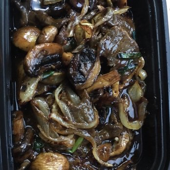 Rice Pot - Mushroom beef dish with white rice from rice pot in duncanville - Chinese Near Me - Duncanville, Texas Rice Pot - Mushroom beef dish with white rice from rice pot in duncanville - Chinese Near Me - Duncanville, Texas
