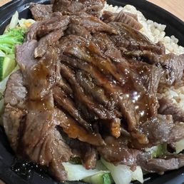 Steak madness with white rice Steak madness with white rice