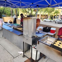 Tacos Rey Condoy - Hand made tortillas