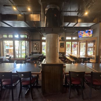 Fireside Pizza - Restaurant - Pizza Near Me - Olympic Valley, California