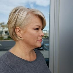 Alexandra Ayala HairArtistry - Blonde Bombshell. Asymmetrical haircut