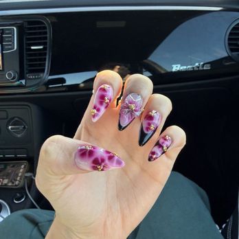 Metime Nails Lounge - Nail Salons Near Me - Chino Hills, California