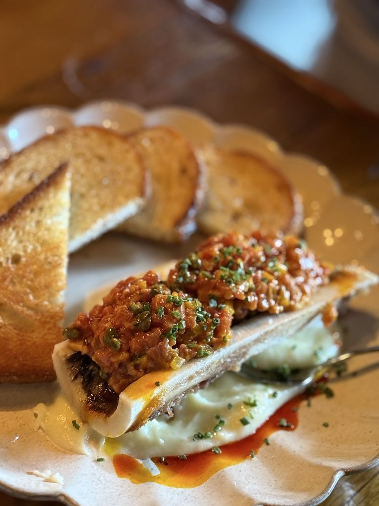 The Lion's Share — Marina District