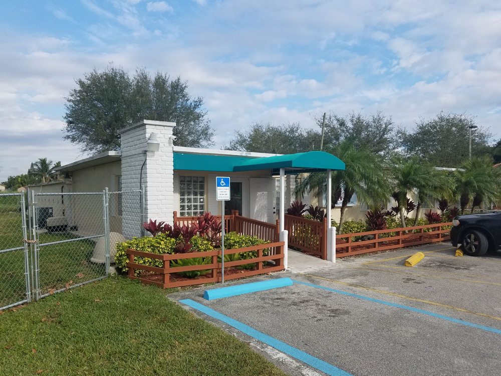 SOUTHLAND PET BOARDING 29500 Old Dixie Hwy, Homestead, Florida Pet