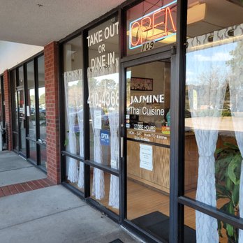 Jasmine Thai Cuisine - the outside of the restaurant - Thai Near Me - Chesapeake, Virginia Jasmine Thai Cuisine - the outside of the restaurant - Thai Near Me - Chesapeake, Virginia