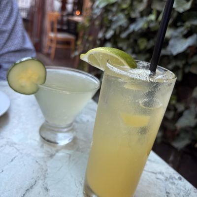 Karla's Restaurant & Bar by null