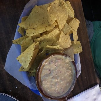 El Bait Shop - Elvis velveeta dip - Bars Near Me - Des Moines, Iowa El Bait Shop - Elvis velveeta dip - Bars Near Me - Des Moines, Iowa